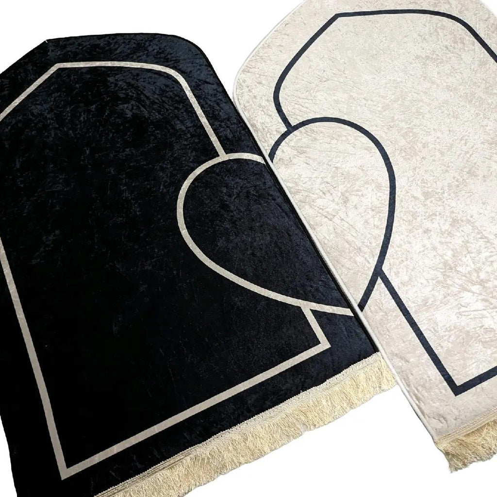 Matching Heart Couples Prayer Mats