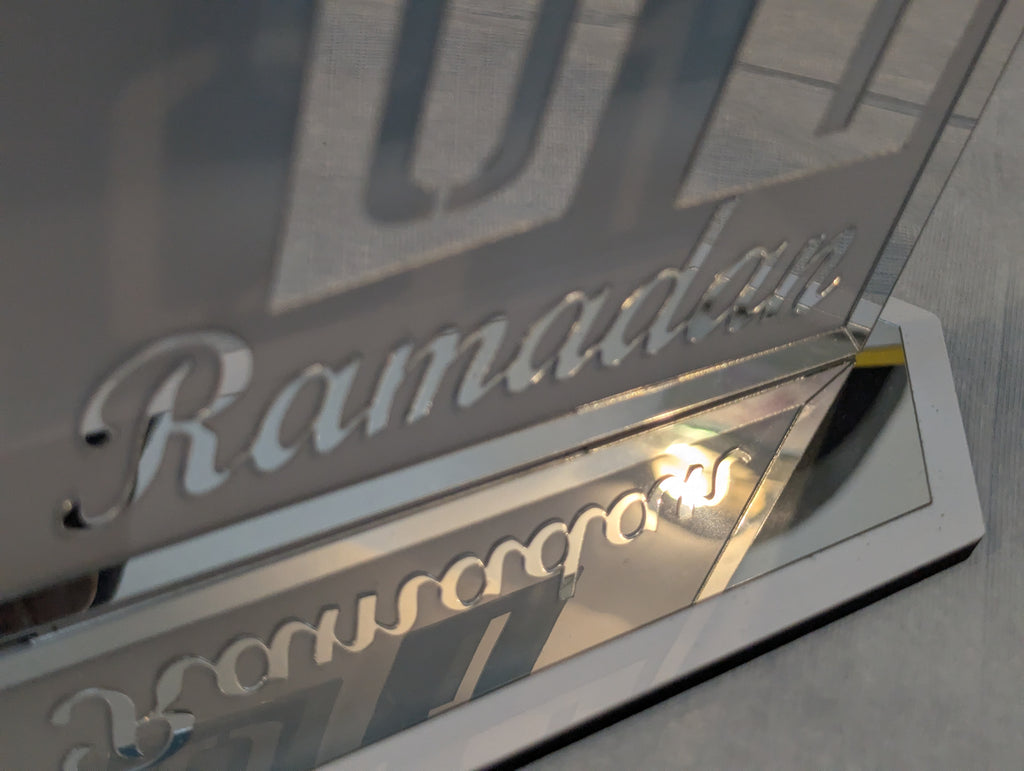 Large 30cm Luxury Ramadan Stand White and Silver
