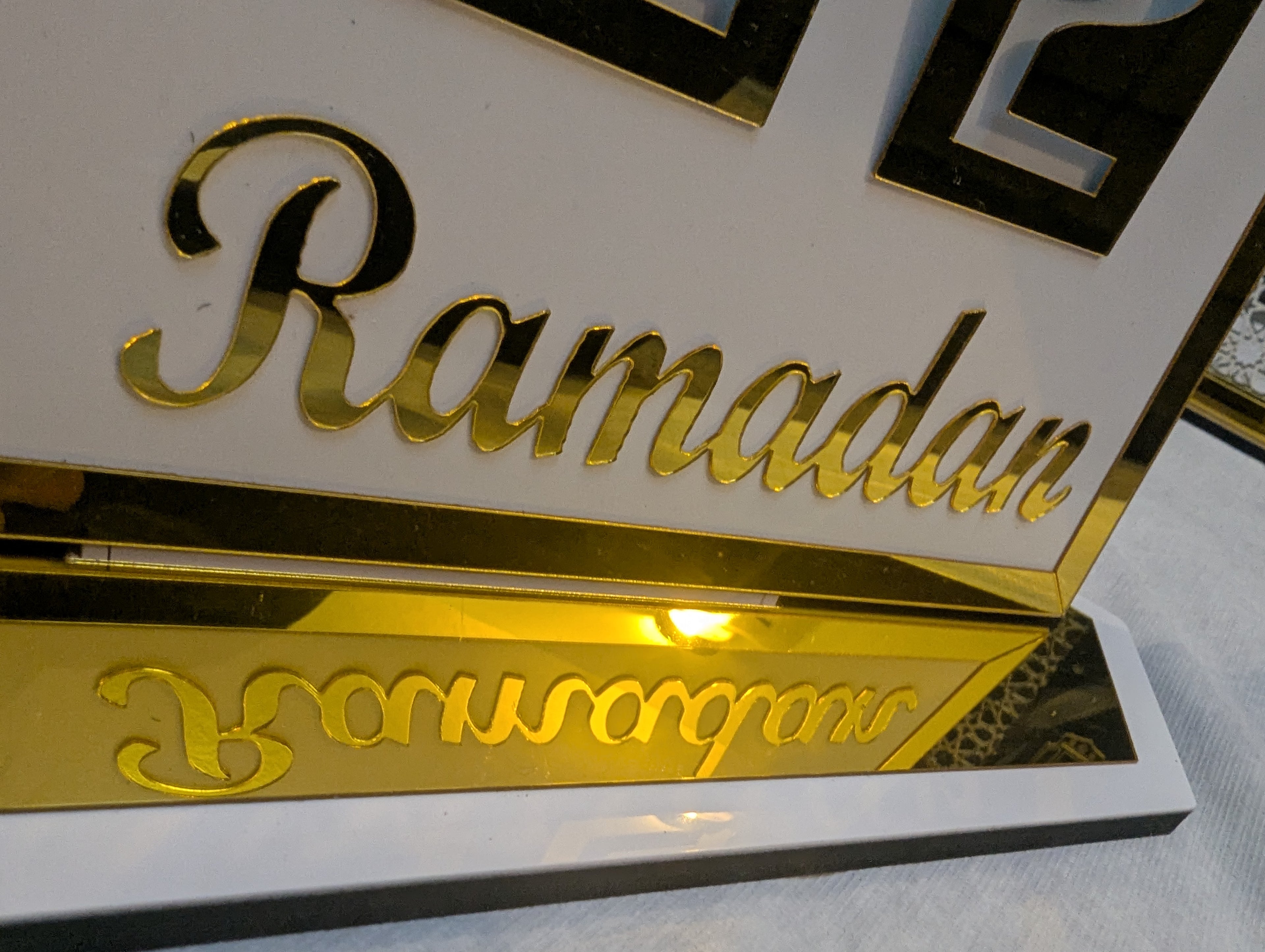 Large 30cm Luxury Ramadan Stand White and Gold